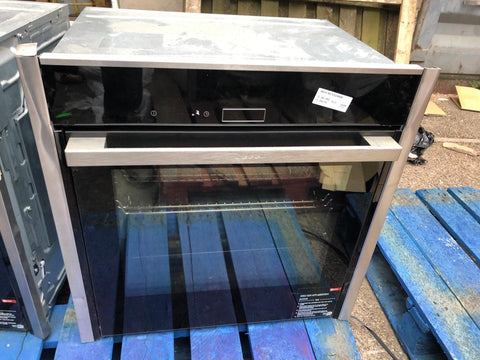 Neff B57VS24H0B Slide & Hide Pyro Oven with VarioSteam
