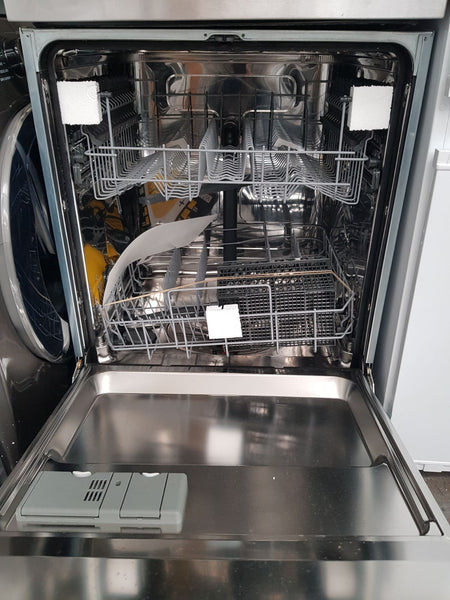 Zanussi deals dishwasher zdt12011fa