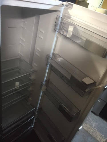 Grundig online larder fridge
