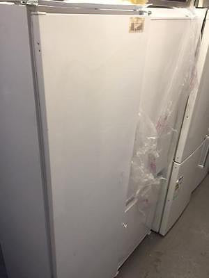 Hotpoint HS3022VL Built In Fridge - review, compare prices, buy online Hotpoint HS3022VL Built In Fridge - review, compare prices, buy online