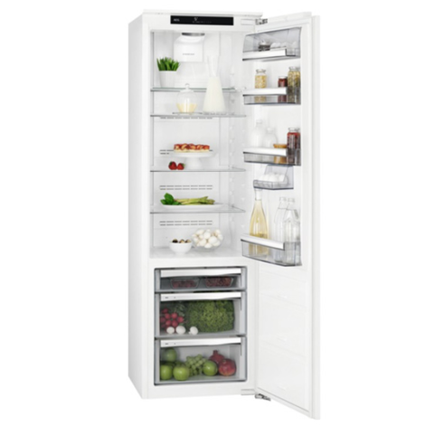 AEG SKK8182VZC Integrated Tower Fridge A++