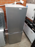 ESSENTIALS C55CS16 60/40 Fridge Freezer - Silver