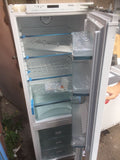 MIELE KFN37432iD Integrated 60/40 Fridge Freezer