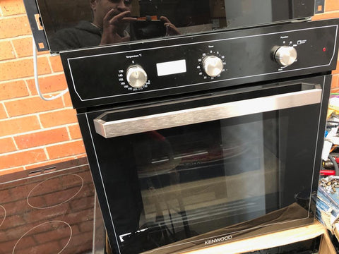 Built under outlet single gas oven