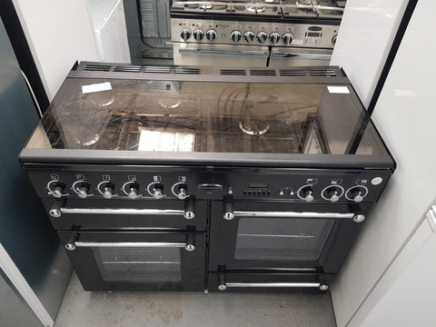 RANGEMASTER 110cm Range cooker - Black & Chrome // LPG Ready //